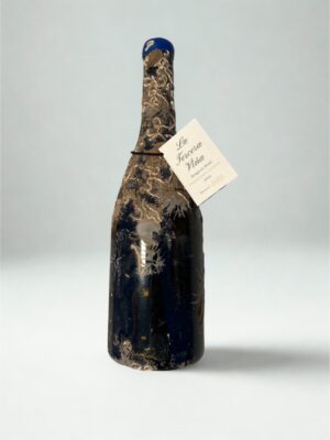 Botella de Tercera Viña Submarina, vino blanco con crianza bajo el mar del proyecto Single Vineyards Collectors.